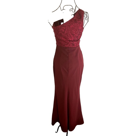 SHEIN Dresses & Skirts - One Shoulder Burgundy Floral Pleated Waist High Side Slit Formal Dress